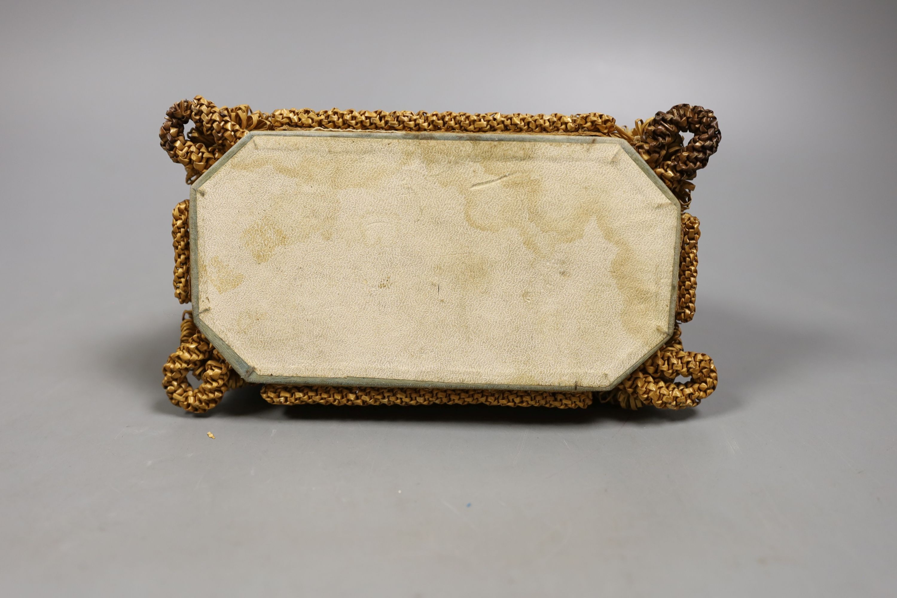 A small 19th century straw work casket., 17cms wide x 9cms high.